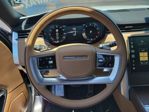 Used 2025 Land Rover Range Rover Long Wheelbase SE AWD/4WD image 30