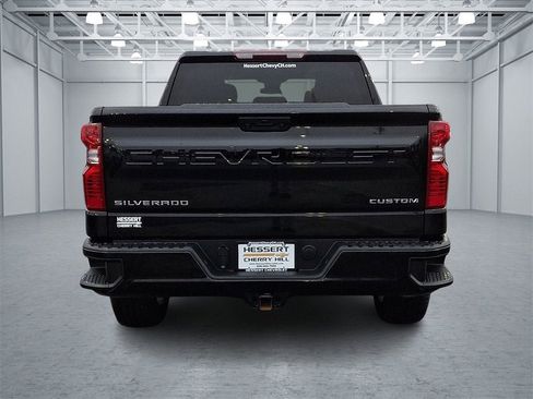 Certified 2022 Chevrolet Silverado 1500 Custom image 6