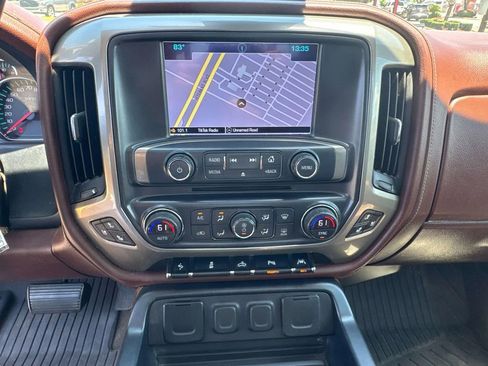 Used 2018 Chevrolet Silverado 1500 High Country AWD/4WD image 26