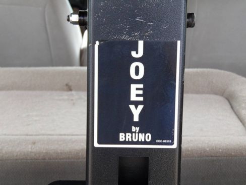 Used 1995 Ford Windstar LX image 25