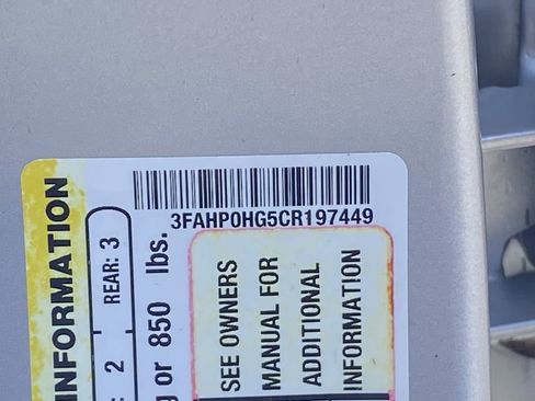 Used 2012 Ford Fusion SE FWD image 32