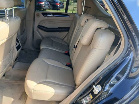 Used 2014 Mercedes-Benz ML 350 4MATIC w/ Premium 1 Package image 12