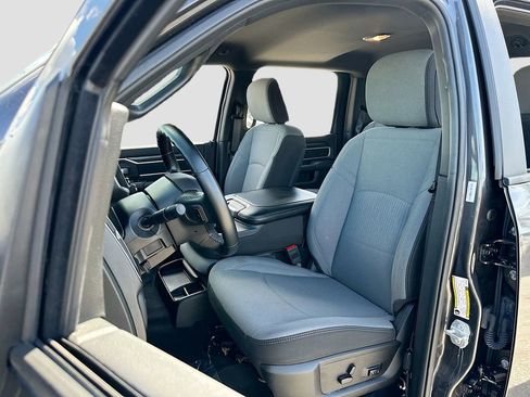 Used 2024 RAM 2500 Big Horn image 19