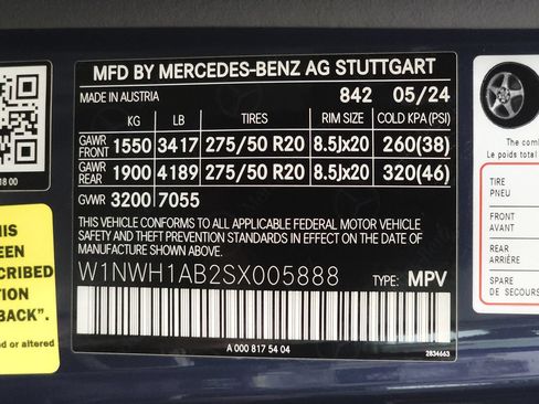 Used 2025 Mercedes-Benz G 550 image 37