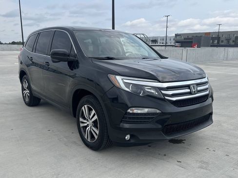 Used 2017 Honda Pilot EX-L image 3