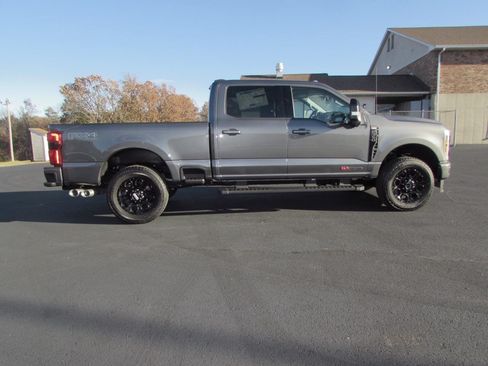 New 2026 Ford F350 Lariat w/ Black Appearance Package AWD/4WD image 8