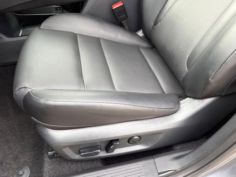 Certified 2026 Nissan Rogue SV w/ SV Premium Package image 28