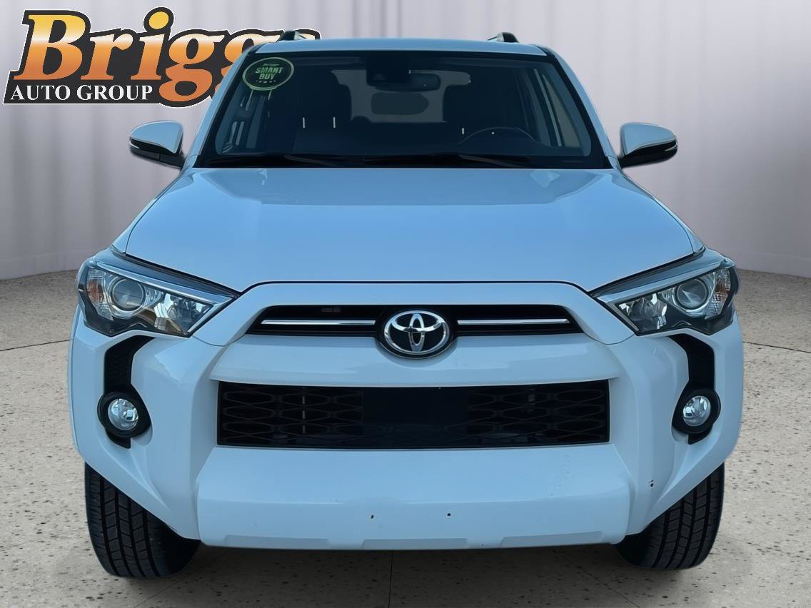 Used 2020 Toyota 4Runner SR5 Premium AWD/4WD image 8