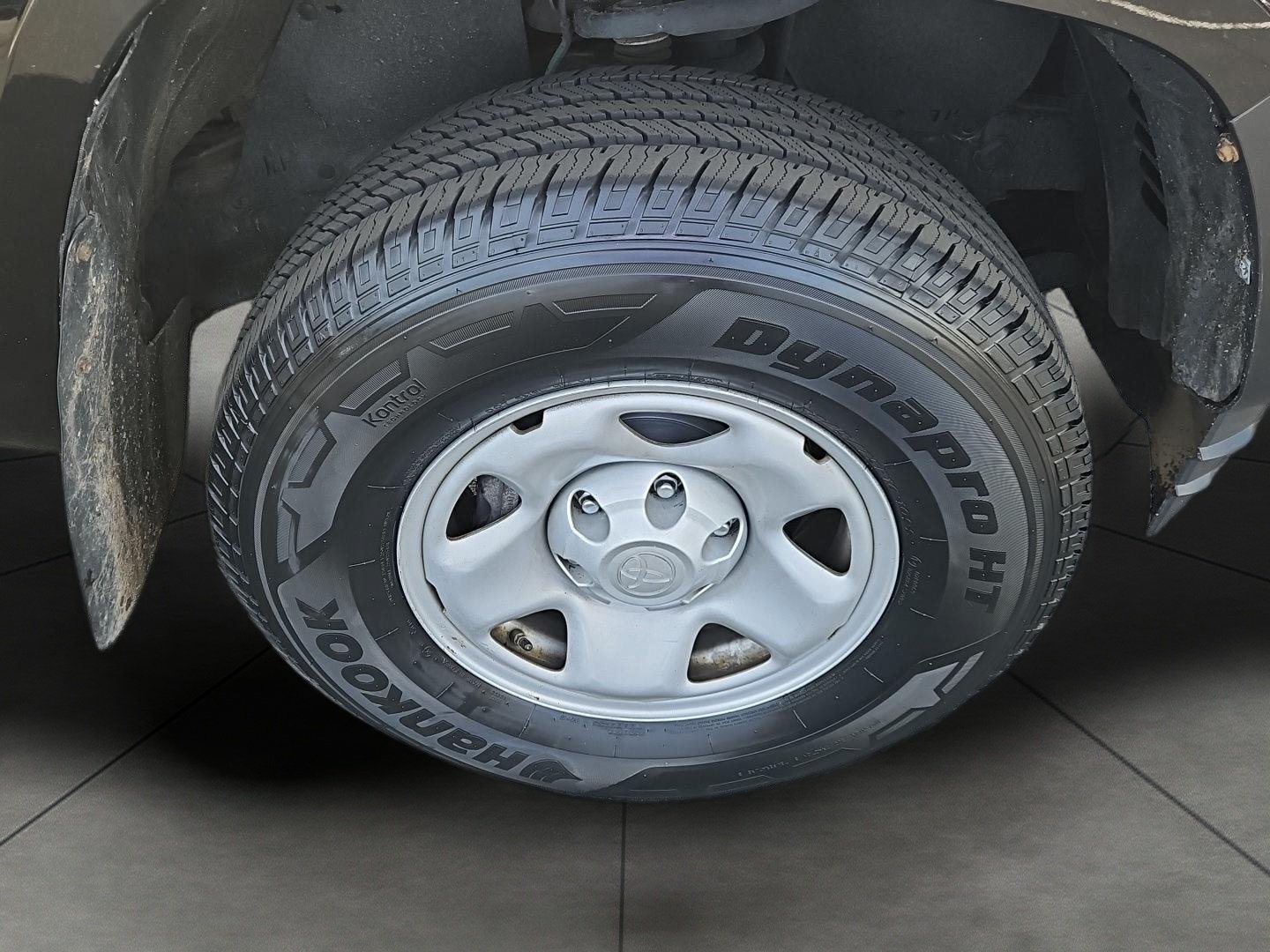 Used 2019 Toyota Tacoma SR RWD image 11