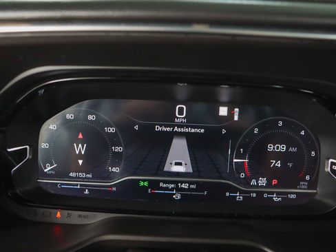 Used 2022 GMC Yukon Denali AWD/4WD image 16