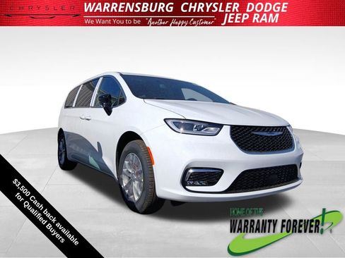 New 2026 Chrysler Pacifica Select image 1