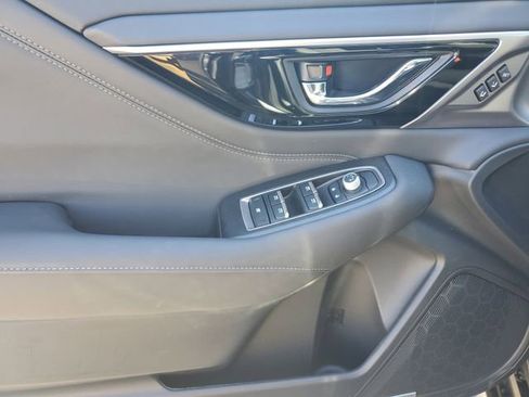 Certified 2025 Subaru Outback Limited image 22