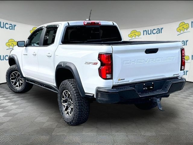 Used 2024 Chevrolet Colorado ZR2 AWD/4WD image 2