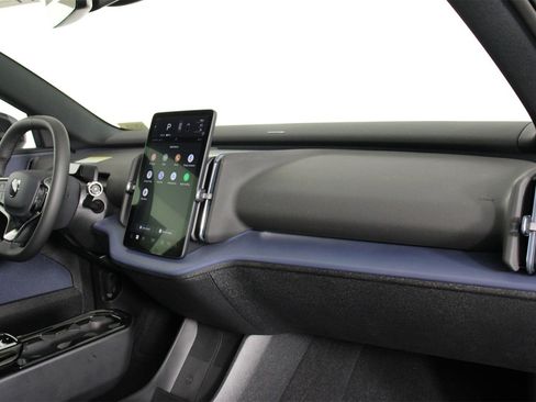 New 2026 Volvo EX30 Plus image 9