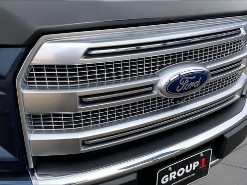 Used 2015 Ford F150 Platinum w/ Equipment Group 701A Luxury RWD image 29
