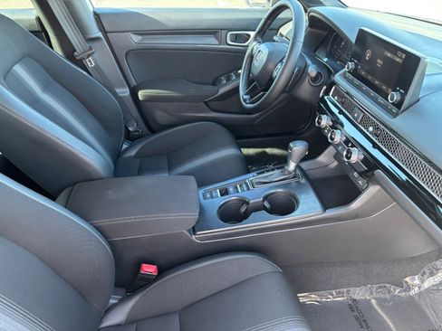 Used 2024 Honda Civic Sport image 13
