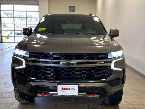 Used 2021 Chevrolet Tahoe Z71 w/ Z71 Signature Package image 3