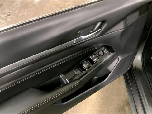 Used 2020 Nissan Altima 2.5 SL image 36