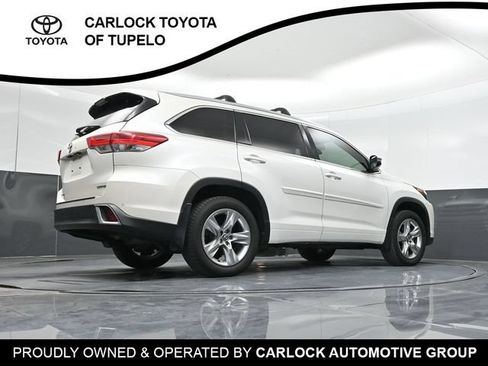 Used 2018 Toyota Highlander Limited FWD image 52