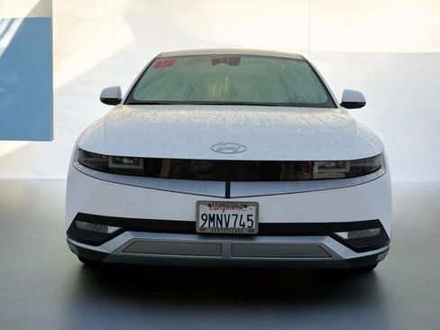 Used 2024 Hyundai Ioniq 5 SE image 2