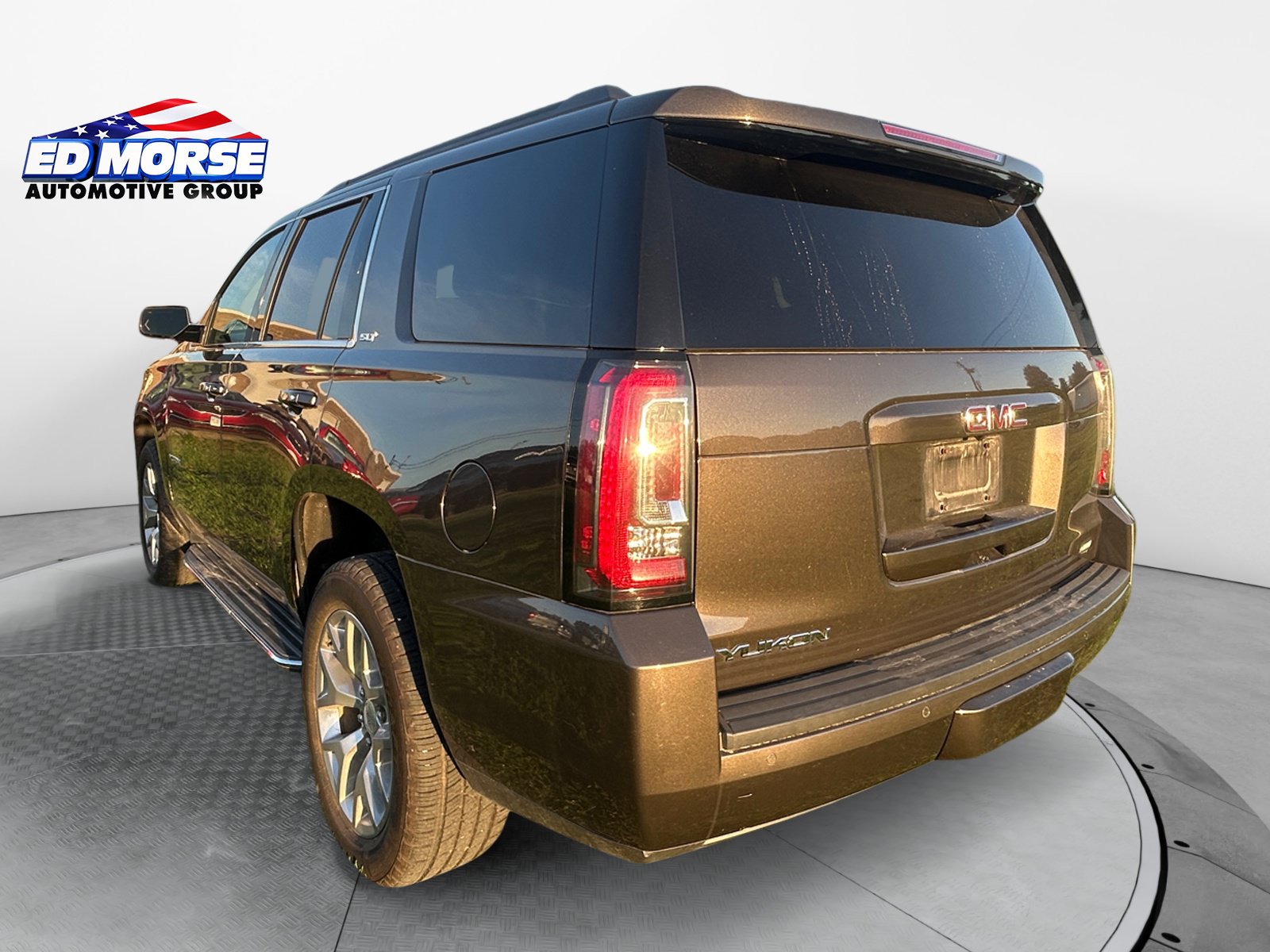 Used 2019 GMC Yukon SLT w/ Open Road Package AWD/4WD image 3
