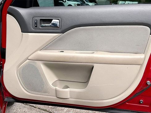 Used 2010 Ford Fusion S image 28