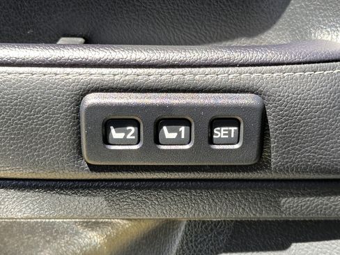 Used 2022 Toyota 4Runner Limited AWD/4WD image 47