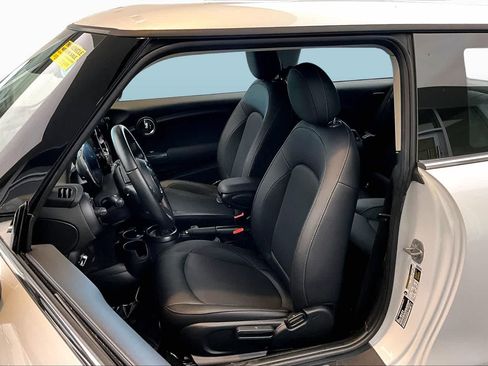 Used 2024 MINI Cooper 2-Door Hardtop w/ Storage Package FWD image 8