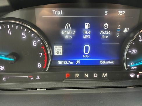 Used 2020 Ford Explorer XLT w/ Equipment Group 202A AWD/4WD image 21