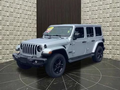 Certified 2023 Jeep Wrangler Unlimited Sahara AWD/4WD image 19