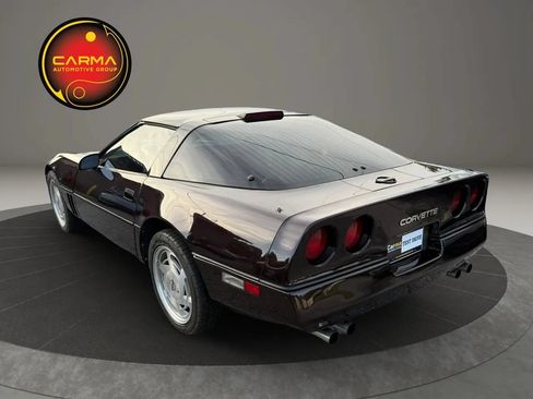 Used 1988 Chevrolet Corvette Coupe RWD image 3
