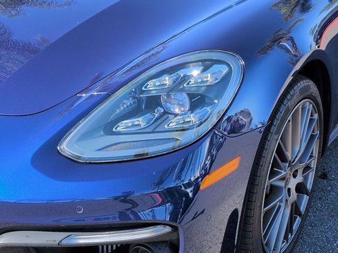 Used 2023 Porsche Panamera 4 image 6