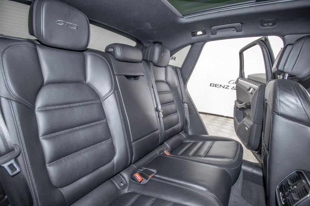 Used 2020 Porsche Macan GTS AWD/4WD image 15