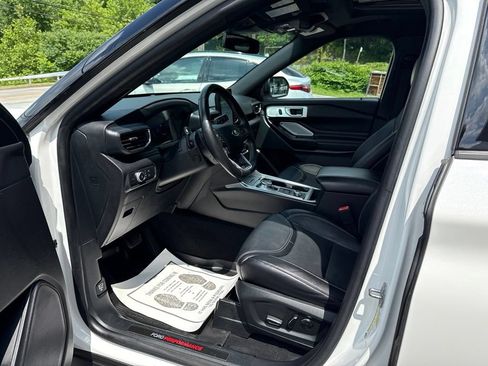 Used 2020 Ford Explorer ST w/ Premium Technology Package AWD/4WD image 18
