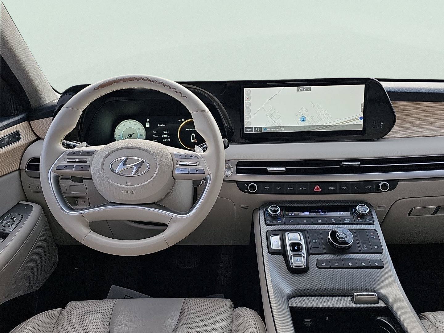 Used 2023 Hyundai Palisade Limited FWD image 15