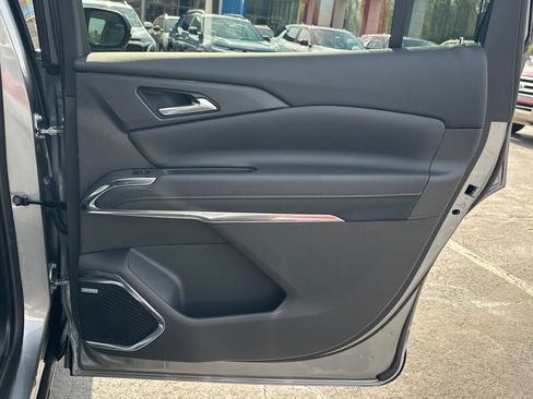 New 2026 Chevrolet Traverse RS w/ LPO, Floor Liner Package AWD/4WD image 18