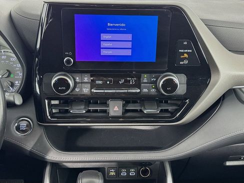 Used 2023 Toyota Highlander LE image 35