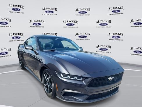 Used 2024 Ford Mustang Premium image 7