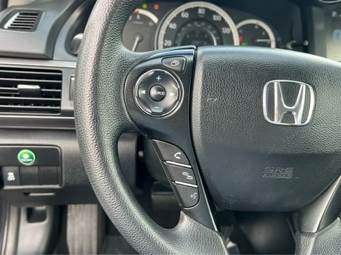 Used 2015 Honda Accord LX image 19