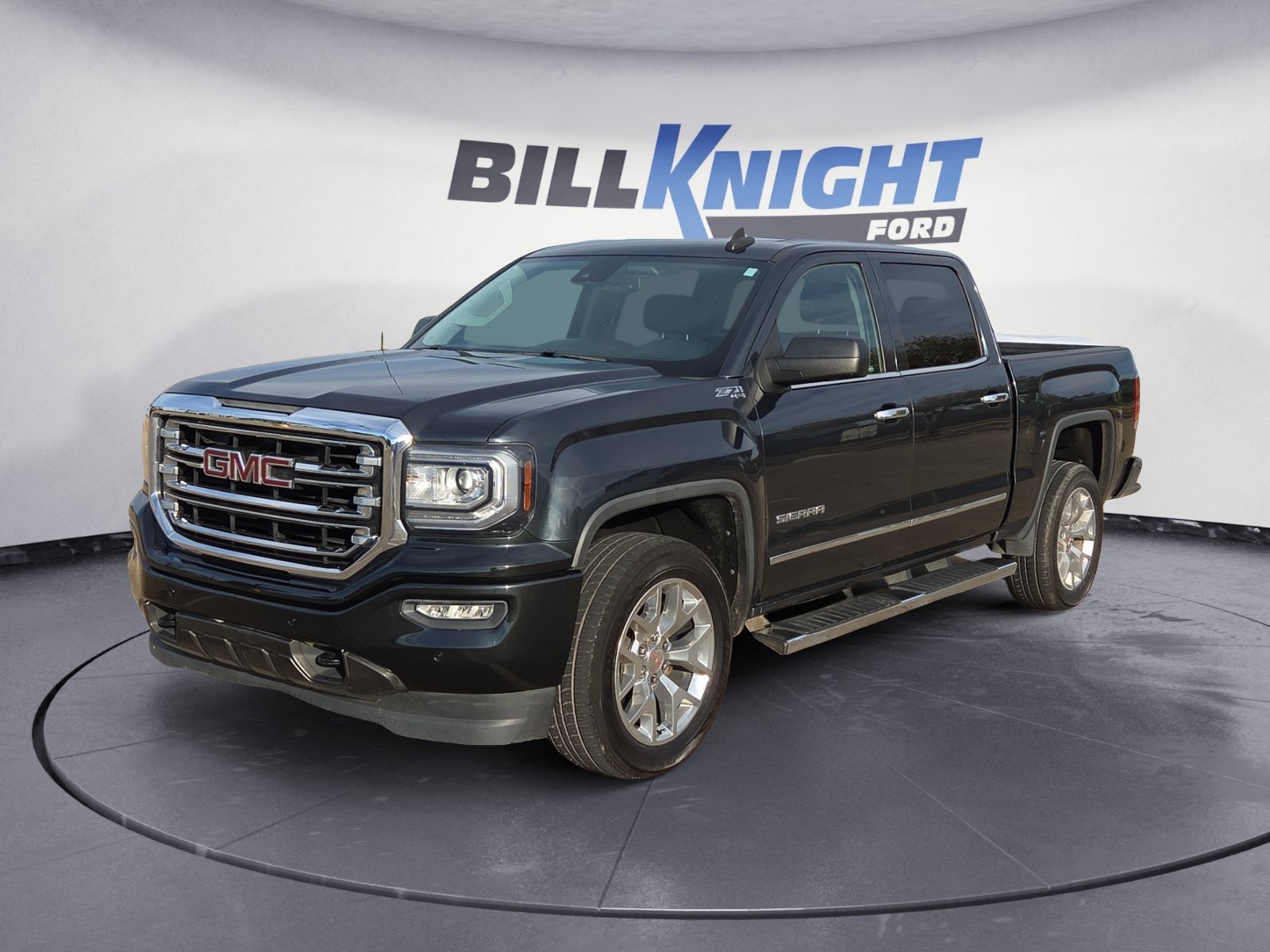 Used 2018 GMC Sierra 1500 SLT w/ SLT Premium Package AWD/4WD image 1