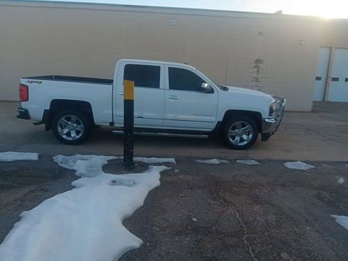 Used 2018 Chevrolet Silverado 1500 LTZ w/ Sport Package image 2