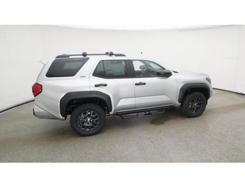 New 2025 Toyota 4Runner SR5 image 10