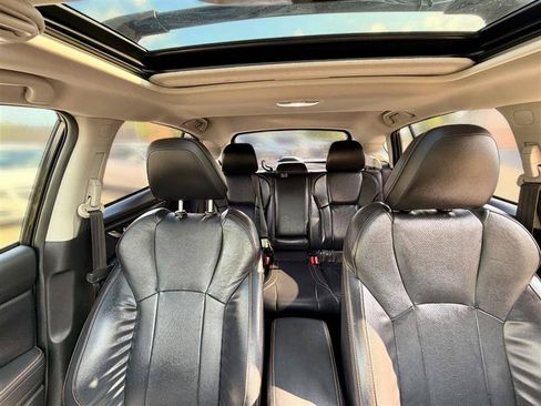 Used 2019 Subaru Crosstrek 2.0i Limited w/ Moonroof Package w/Navigation AWD/4WD image 26
