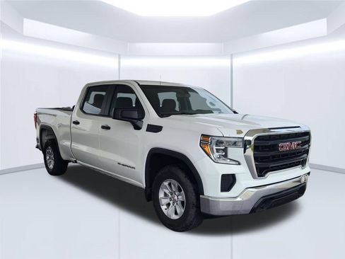Used 2020 GMC Sierra 1500 2WD Crew Cab w/ Sierra Value Package image 3