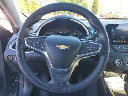 Used 2023 Chevrolet Malibu LT image 21