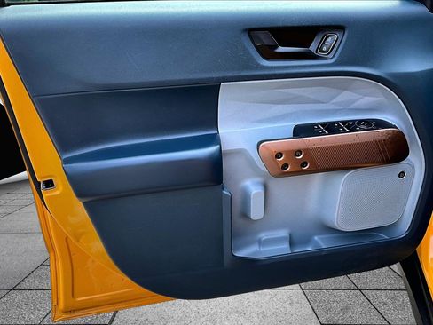 Certified 2023 Ford Maverick Lariat w/ Lariat Luxury Package FWD image 17