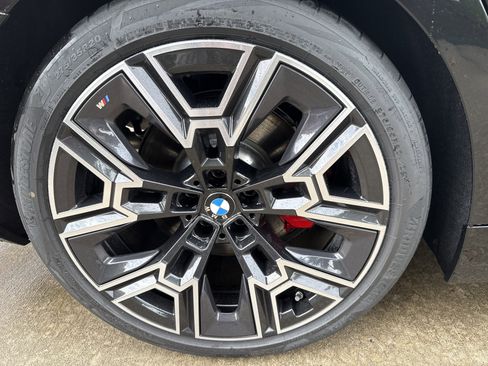 New 2026 BMW 530i xDrive w/ Executive Package image 26