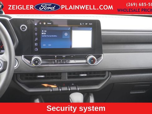 Used 2024 Chevrolet Colorado W/T image 14