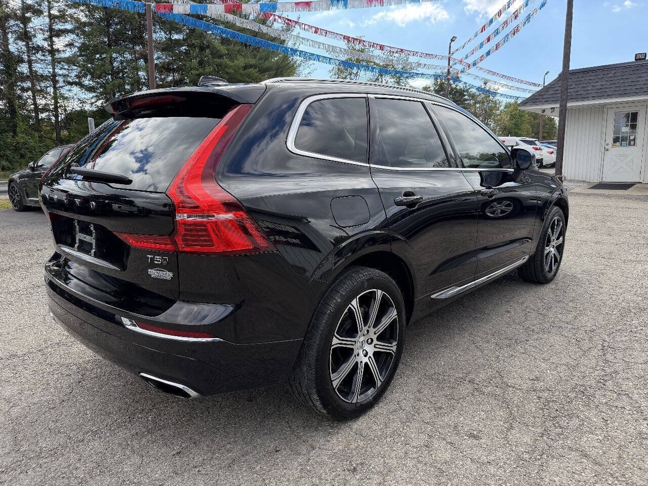 Used 2021 Volvo XC60 T5 Inscription AWD/4WD image 5