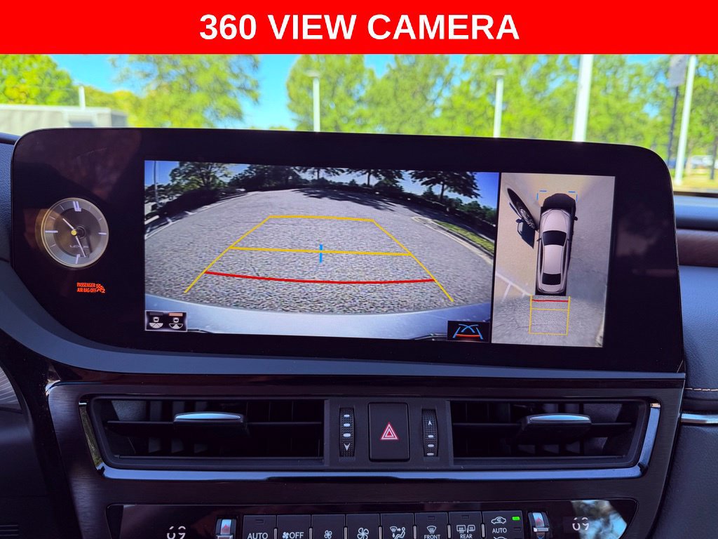 Certified 2022 Lexus ES 350 Ultra Luxury w/ Accessory Package FWD image 12